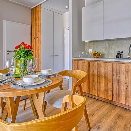 D307 Eco Boho Z Basenem, Sauna, Jacuzzi, Przy Samej Plazy - 5d Apartment Niechorze